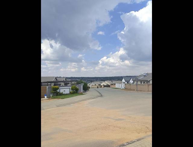 3 BEDROOM PROPERTY TO RENT IN KAYA SAND